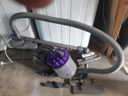 gumtree dyson vacuum