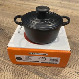 Le Creuset, Oval Dutch Oven, Volcanic Flame, Enamel, Extra Large, H, Looped  Lid, Handles, Ribbed Bottom, Rare Iconic Cookware 