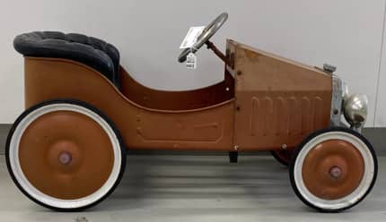 old style pedal cars