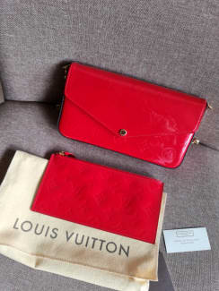 Louis Vuitton Pochette Felicie Clutch Kitten