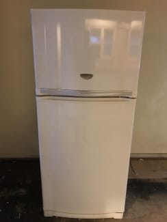 sharp fresco frost free fridge