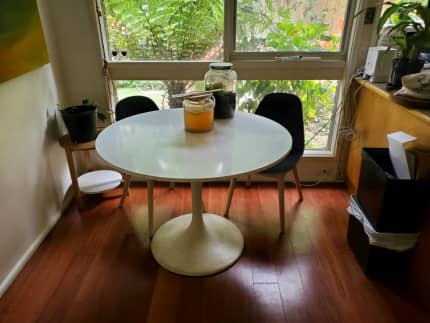 gumtree white dining table