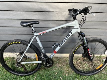 used small womens mountain bike