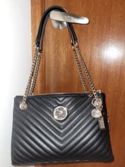 Guess handbags clearance dfo