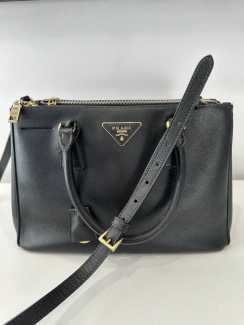 Gumtree prada bag hotsell