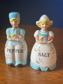 Lot - Vintage 1940's Black Americana Mammy & Moses Salt & Pepper Shakers