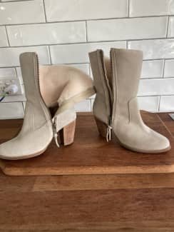 sell used ugg boots