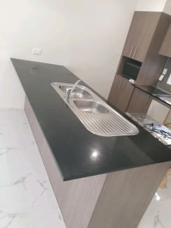 Stone Benchtops Off Cut In Sydney