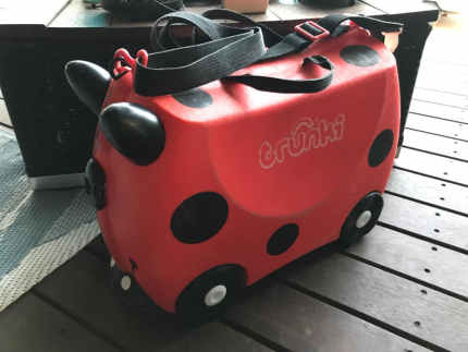 Gumtree trunki on sale