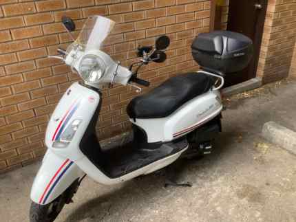 125 cc scooter in Sydney Region NSW Cars Vehicles Gumtree Australia Free Local Classifieds