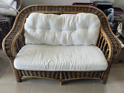 Cane lounge gumtree hot sale