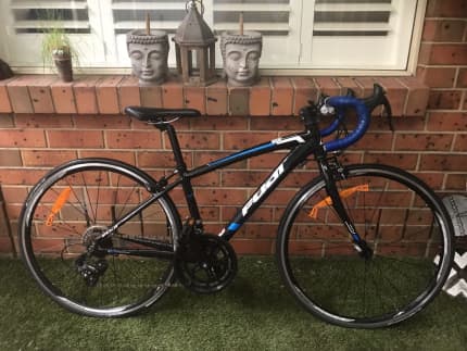 Fuji junior road discount bike