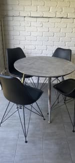 4 seater dining table gumtree