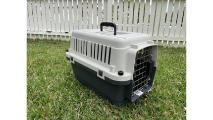 Wag Time Traveller Open Top Pet Carrier White Grey Small Petbarn