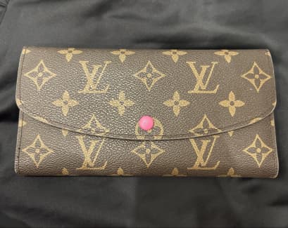 Louis Vuitton Black Checkered Wallet - clothing & accessories - by owner -  apparel sale - craigslist