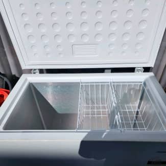 heller chest freezer 200l