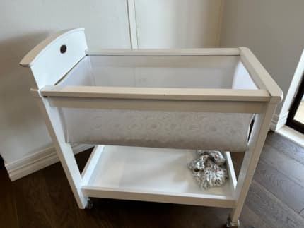 Boori 2024 bassinet gumtree