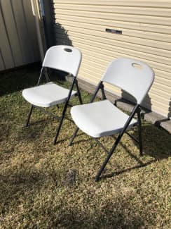 marquee spring tension folding chair