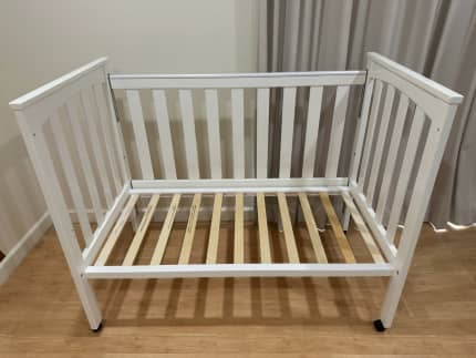 Sandford xt outlet cot