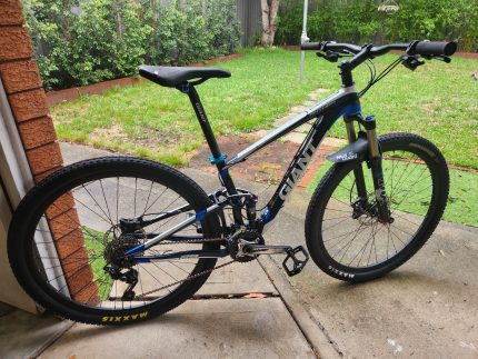 Mountain bikes gumtree hotsell