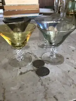 Small Clear Martini Glasses (Set of 2) – Perth Market