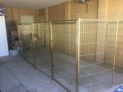 Dog enclosure pet run