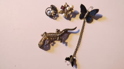 Vintage emma deals page jewellery