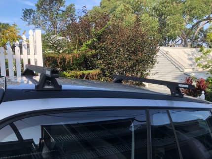 Holden ve roof discount racks