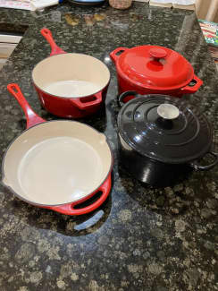 Crofton Cast Iron Dutch Oven, Pots & Pans, Gumtree Australia Glen Eira  Area - Bentleigh