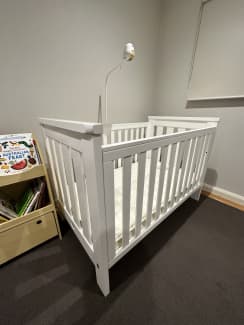 Boori clearance cot gumtree