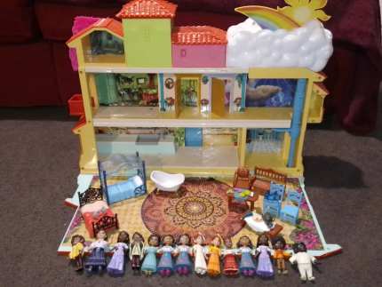 Dollhouse furniture best sale for sale craigslist