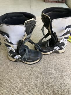 Fox comp 5 boots for clearance sale