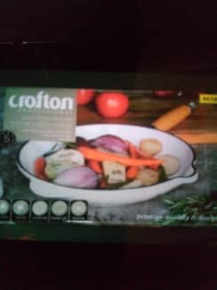 Crofton Italian made frying pan 24CM with glass lid - Skillets & Frying Pans  - Melbourne, Victoria, Australia
