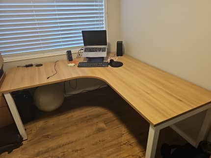 corner desk in Sunshine Coast Region QLD Desks Gumtree