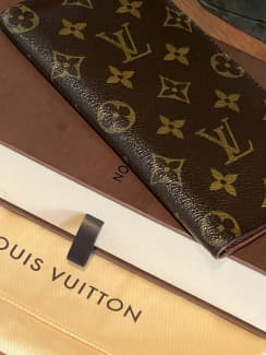 Louis Vuitton shopping bag packaging, Bags, Gumtree Australia Brimbank  Area - Sunshine