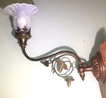 Vintage art deco deals sconces