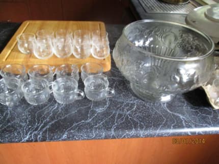 Vtg JEANNETTE Crystal/Fruit Glass Punch Bowl, 8 cups/S Hooks & Ladle Set Of  18