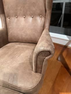 Leather wingback chair discount ikea