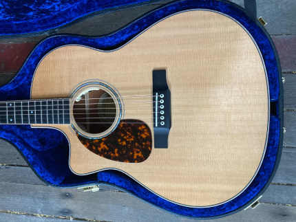 Gumtree left deals handed guitar