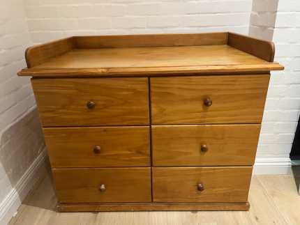 Change table with drawers gumtree best sale