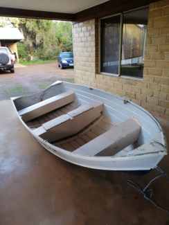 Fishing ice box, Miscellaneous Goods, Gumtree Australia Albany Area -  Albany