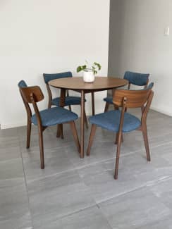 Kids table and cheap chairs amart