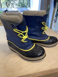 sorel boots sold near me