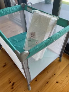 Baby bunting clearance portable cot