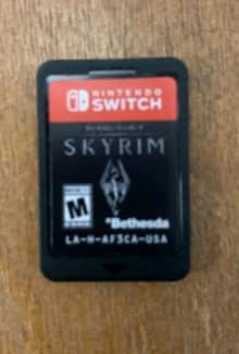 skyrim switch second hand