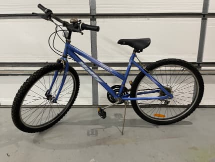 Huffy tundra best sale 21 speed