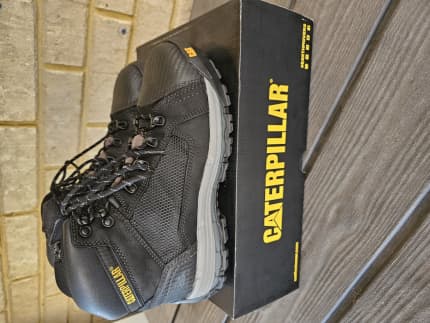 Caterpillar hotsell boots gumtree