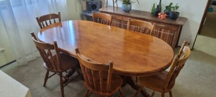 maple dining room set used