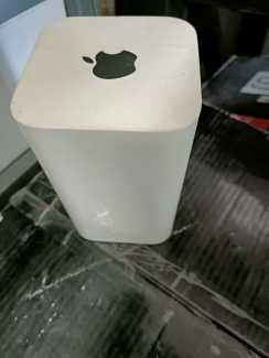 Apple AirPort Time store Capsule 2TB A1470 5th Generation Wireless AC Router