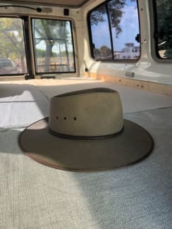 R.M.Williams Akubra Longhorn Hat